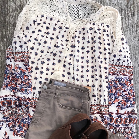 Boho - Picture 3 of 8